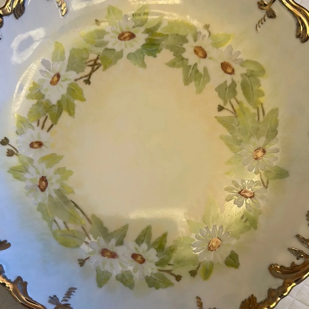 EMC 1973 VTG Elegant Hand Painted Gold Edges& Green&White Floral Porcelain Plate